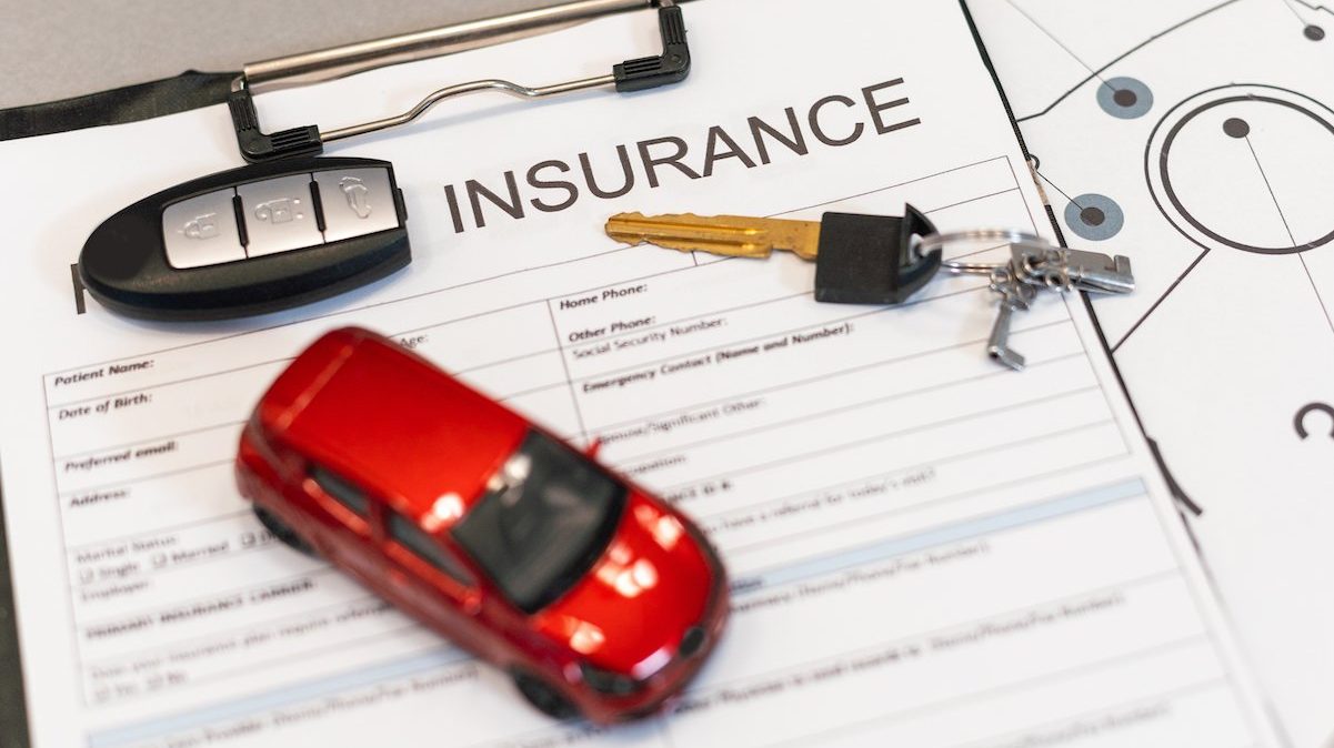 Motoring experts share five tips to cut costs on car insurance e1728387504944